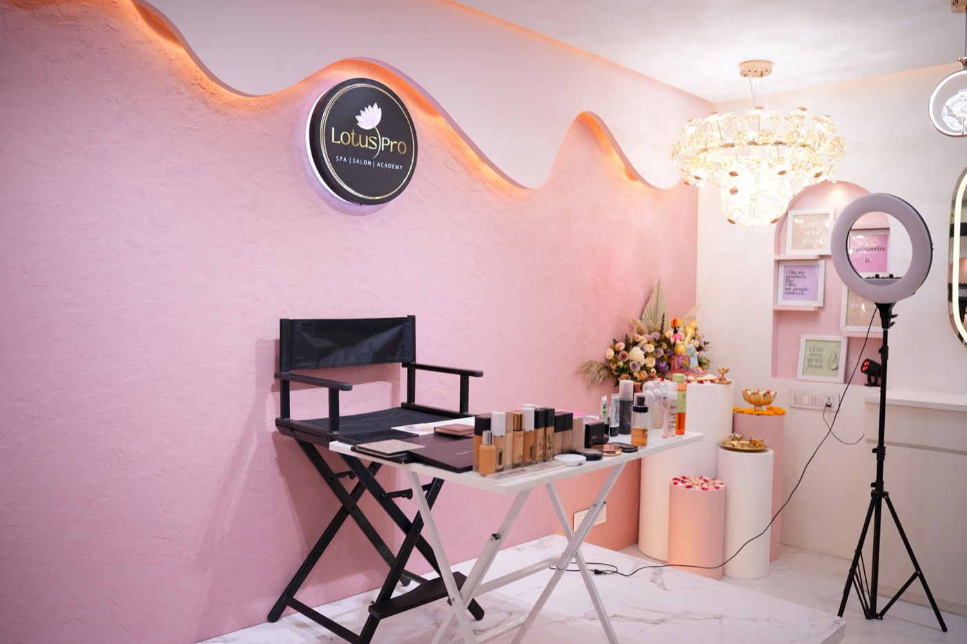 Makeup bar